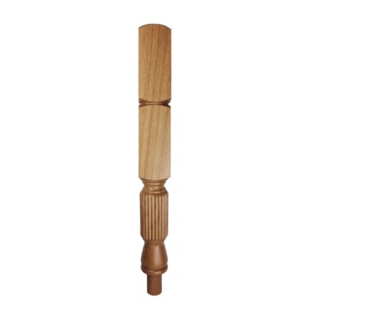 Reeded Quarter Landing Post